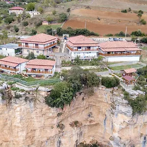  Gasthuis Bracaj Albanië